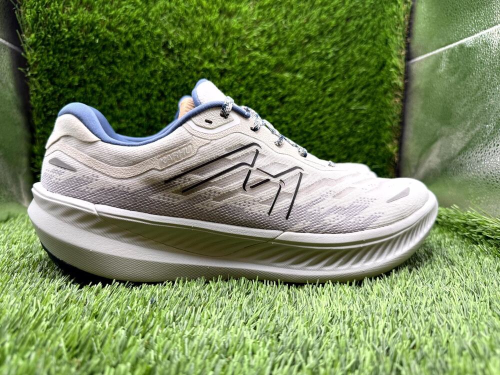 Karhu Fusion 4.5 F101019 Athletic Sneaker Men's 11.5 Beige Mesh Running Workout
